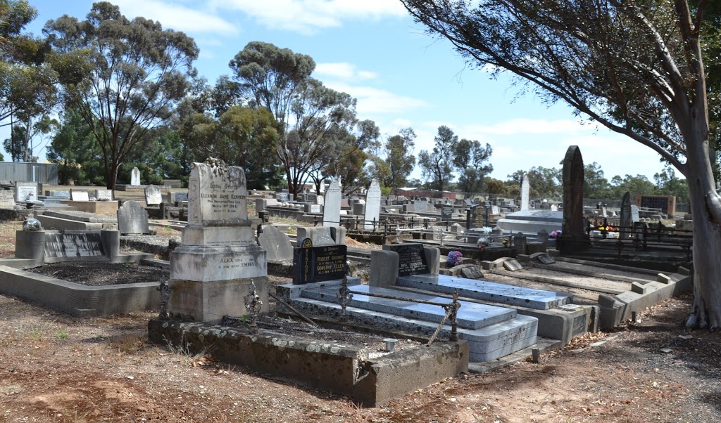 Nhill Cemetery | cemetery | Nhill VIC 3418, Australia