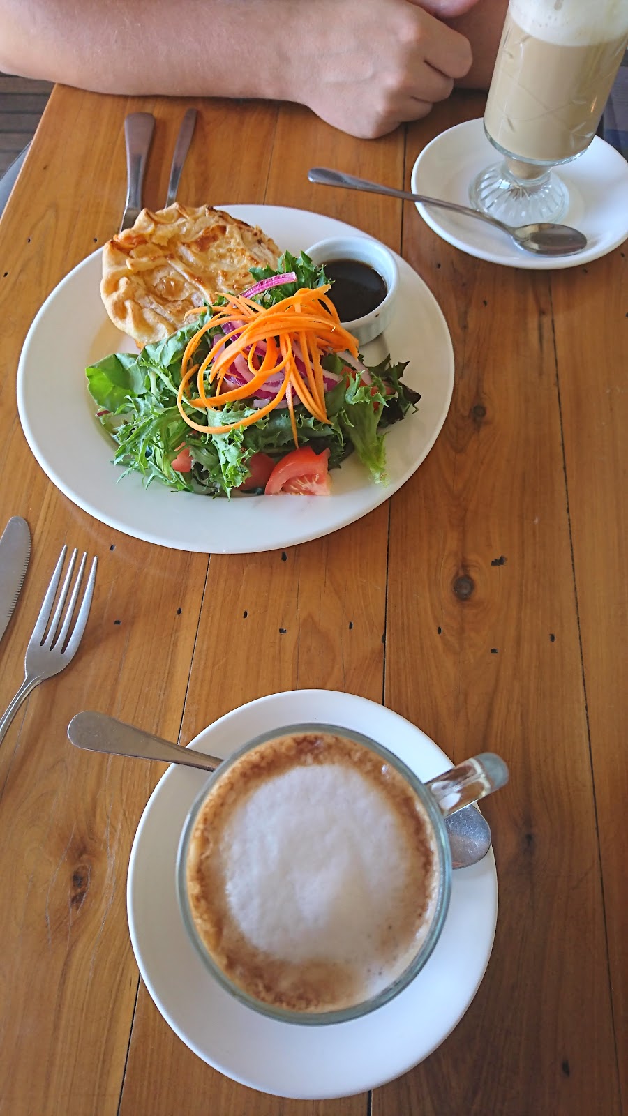 The Old Teahouse | cafe | 208 Bridge St, Muswellbrook NSW 2333, Australia | 0265412158 OR +61 2 6541 2158