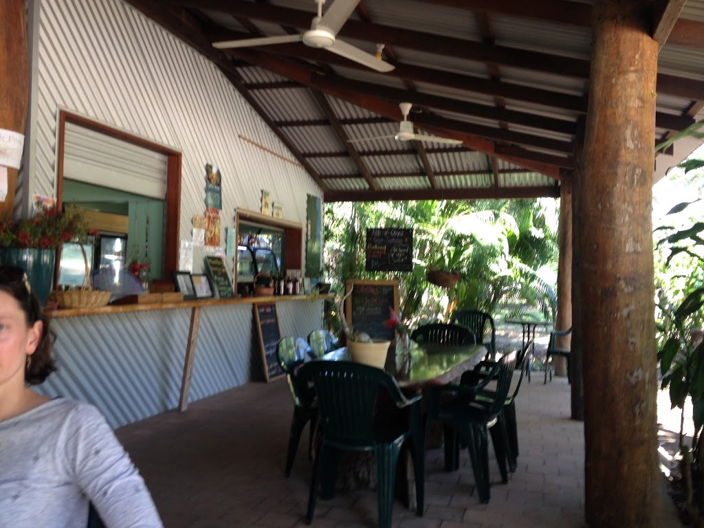 Blooms Cafe | cafe | 7 Captain St, Bloomfield QLD 4895, Australia