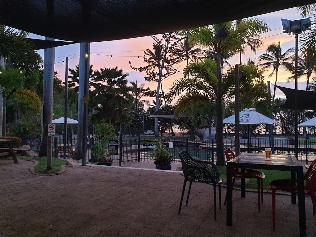 Arcadia Village Hotel | Magnetic Island Pub | 1-4 Marine Parade, Arcadia QLD 4819, Australia | Phone: (07) 4778 5177