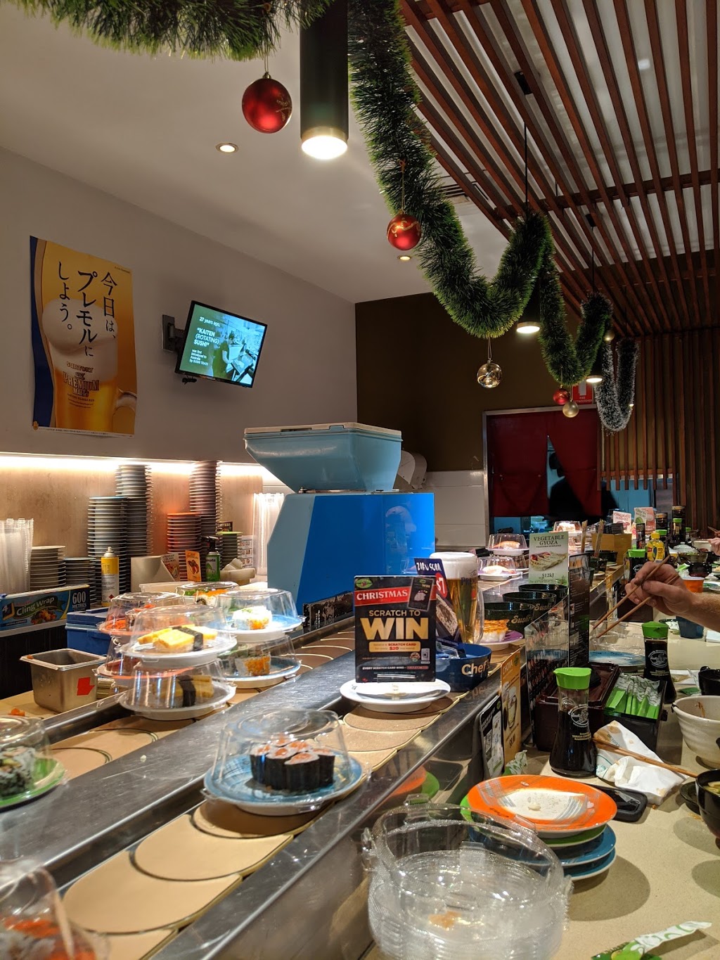 Sushi Train Newtown | 316 King St, Newtown NSW 2042, Australia | Phone: (02) 9557 4435