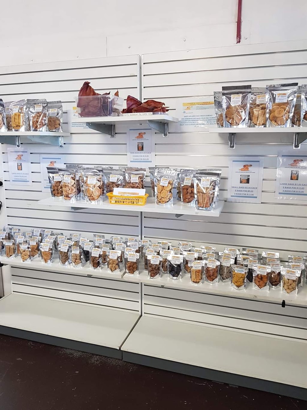 Happy as Larry Dog Treats | pet store | 54A Churchill St, Childers QLD 4660, Australia | 0477640581 OR +61 477 640 581