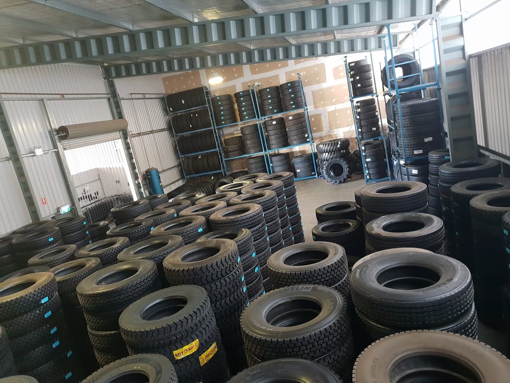 Cookes Tyre Service | car repair | 18 Norfolk Ave, South Nowra NSW 2541, Australia | 0244217344 OR +61 2 4421 7344