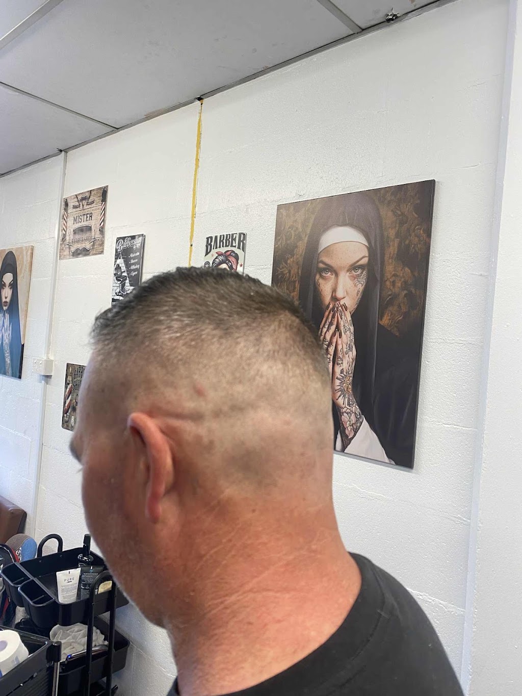 Sunset Barber sussex inlet /manyana | 5/196 Jacobs Dr, Sussex Inlet NSW 2540, Australia | Phone: 0474 072 342