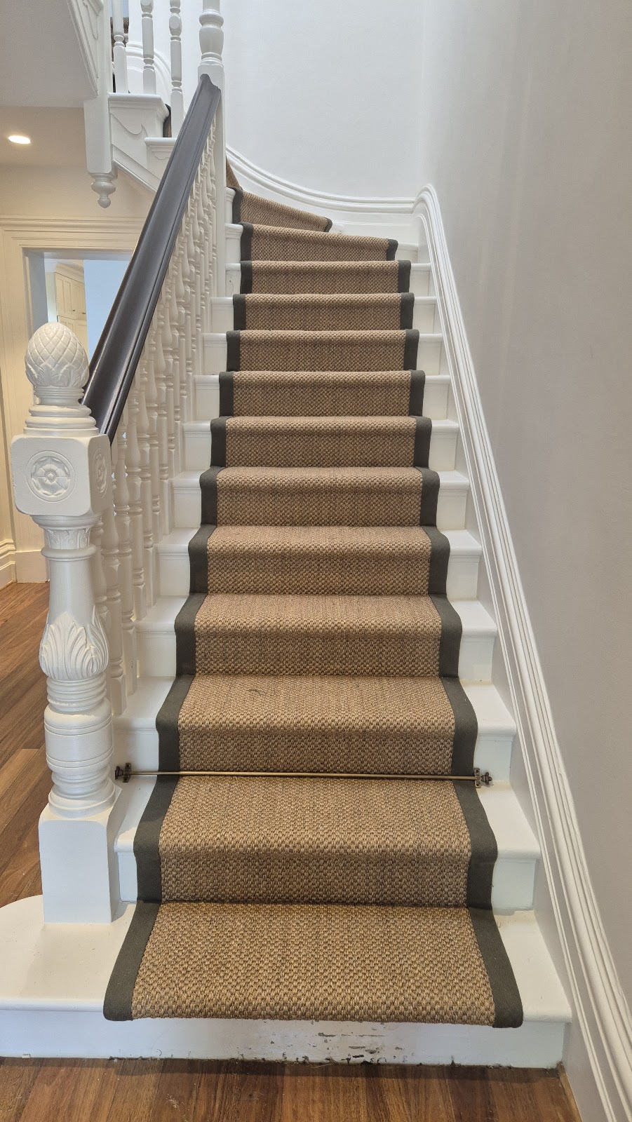 Paul The Carpet Layer Pty Ltd | 420 Glenfern Rd, Upwey VIC 3158, Australia | Phone: 0401 219 737