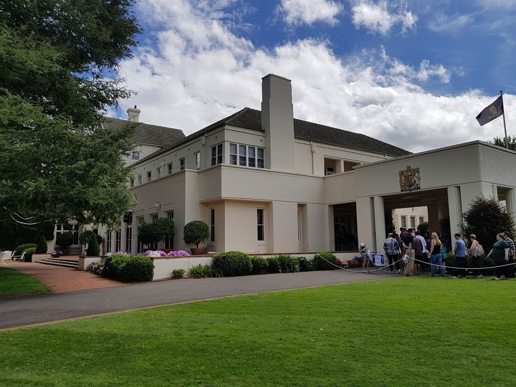Government House | Dunrossil Dr, Yarralumla ACT 2600, Australia | Phone: (02) 6283 3533