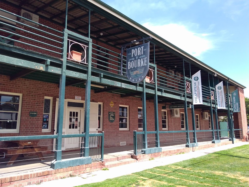 The Port of Bourke Hotel | 32 Mitchell St, Bourke NSW 2840, Australia | Phone: (02) 6872 2544