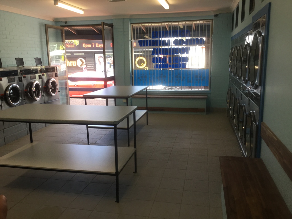 Southside Coin Op Laundry | laundry | 3/4 Minorca Pl, Toormina NSW 2452, Australia | 0400583359 OR +61 400 583 359