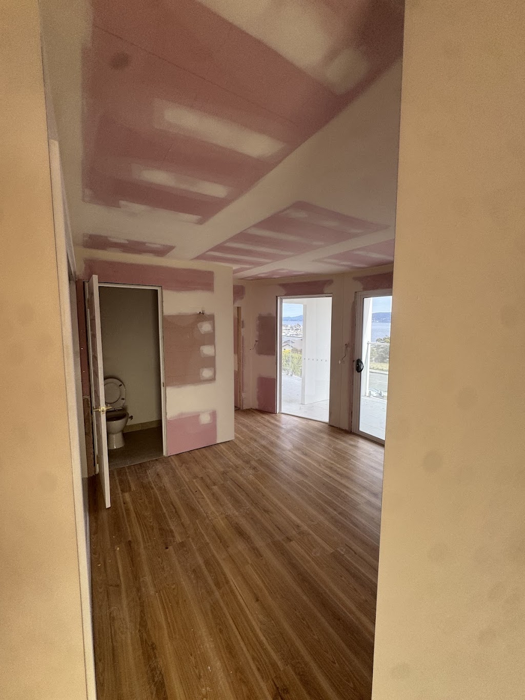 Bear Plastered | 19 Joel Ave, Carlton TAS 7173, Australia | Phone: 0408 008 903