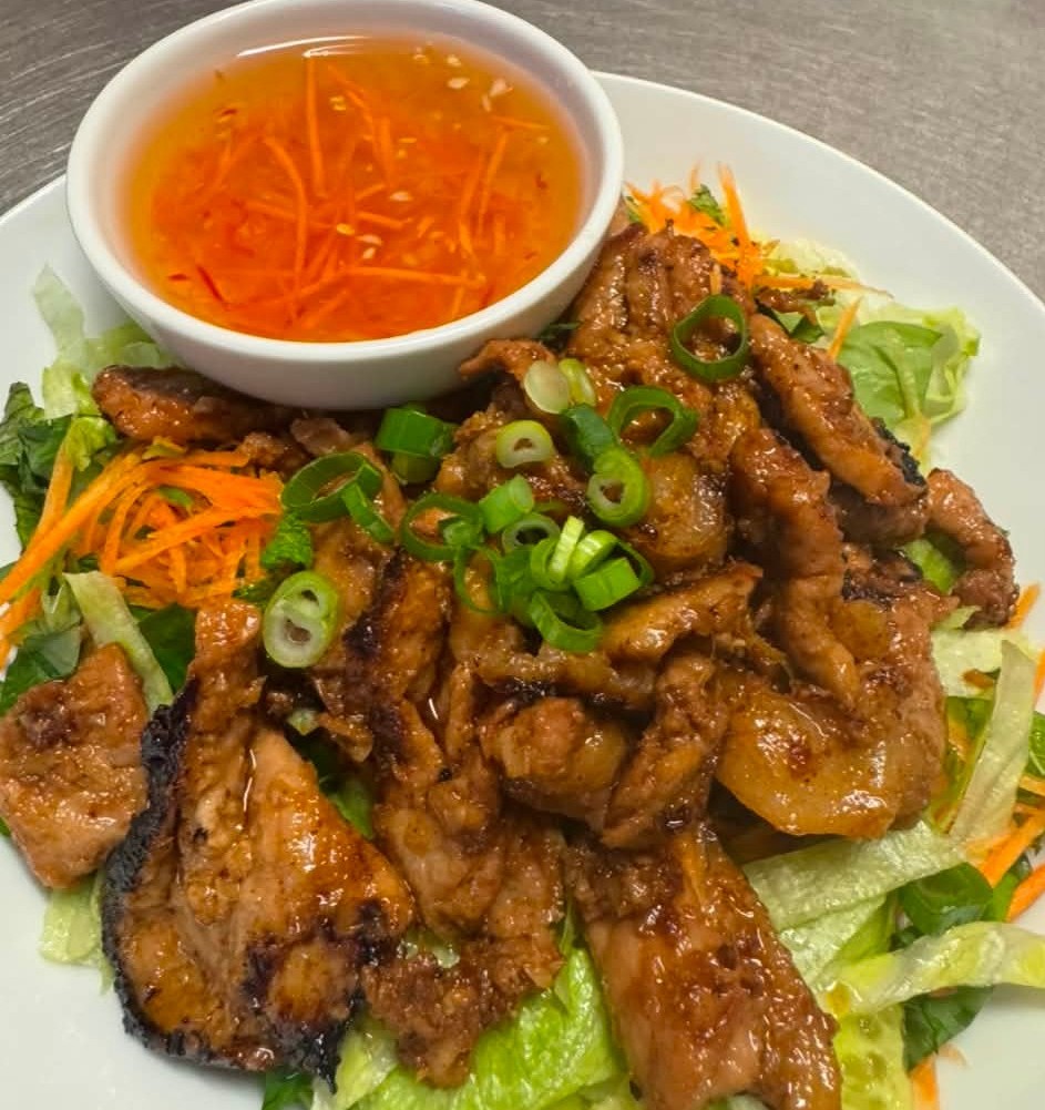 L&L Family Vietnamese Food Truck | 1595 Broke Rd, Pokolbin NSW 2320, Australia | Phone: 0402 099 877