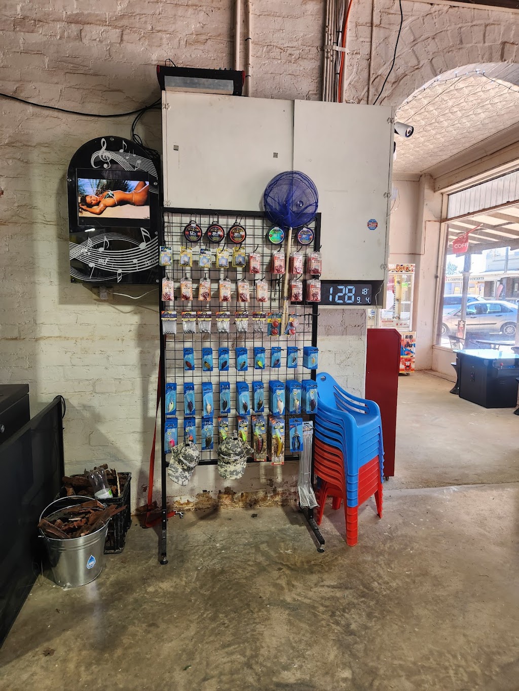 Lockhart Hardware and Hire | 136/138 Green St, Lockhart NSW 2656, Australia | Phone: (02) 6920 5484
