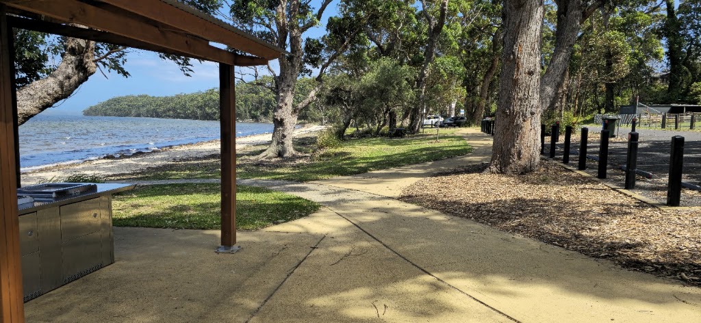 Ray Brooks Reserve | Greville Ave, Sanctuary Point NSW 2540, Australia | Phone: 1300 293 111