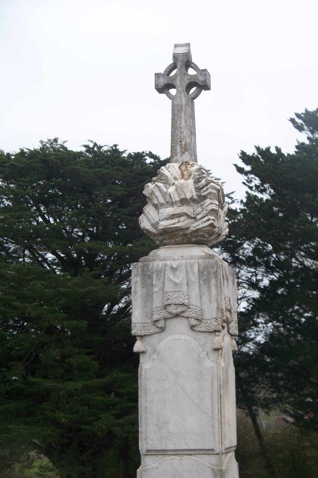 Ballan Cemetery | cemetery | Gosling St E, Ballan VIC 3342, Australia