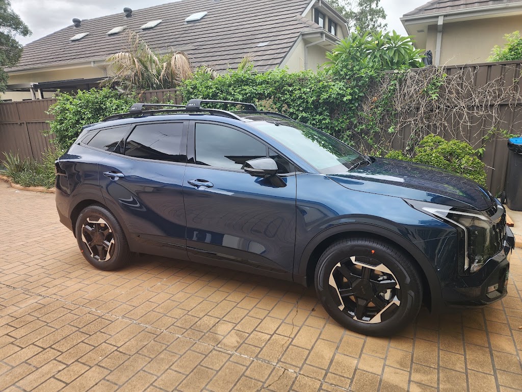 R&R Window Tinting and Ceramic Coating | 34 Colenso Cct, Edmondson Park NSW 2174, Australia | Phone: 0425 272 695
