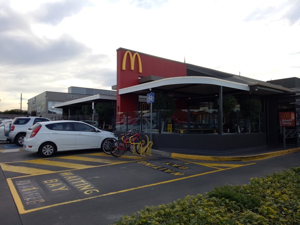 McDonalds Moorebank | 275 Newbridge Rd, Moorebank NSW 2170, Australia | Phone: (02) 9822 7532