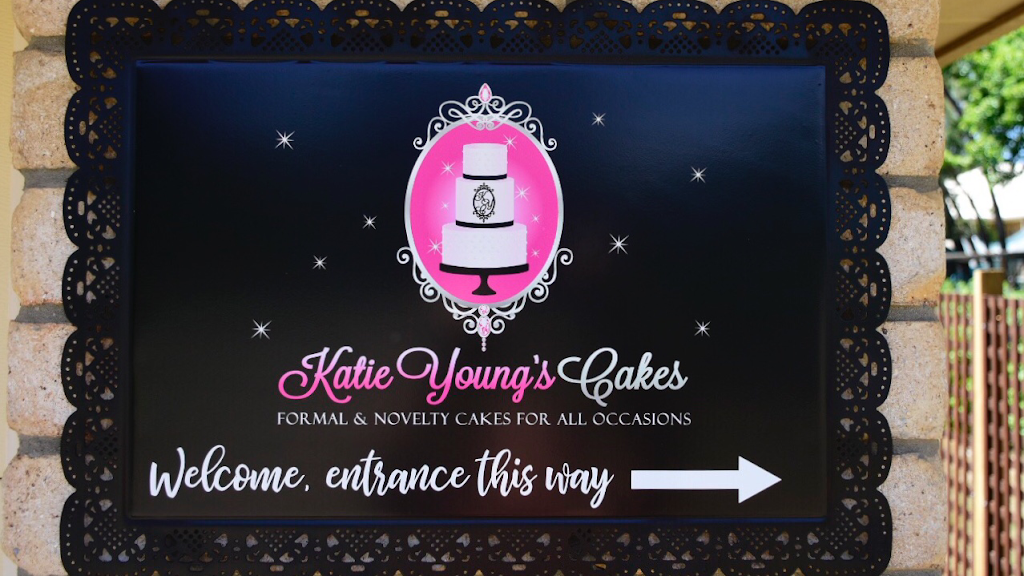 Katie Youngs Cakes | bakery | 14 McDougall St, Karana Downs QLD 4306, Australia | 0418713696 OR +61 418 713 696