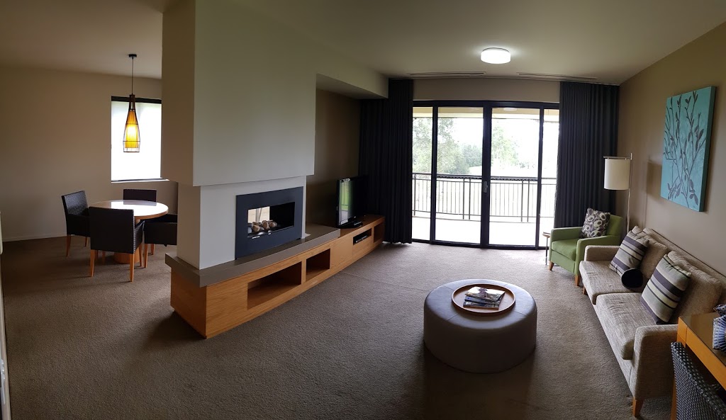 Grand Mercure Apartments The Vintage Hunter Valley | Vintage Dr, Rothbury NSW 2320, Australia | Phone: (02) 4998 2222