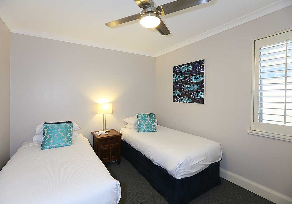 Salty Kiss Apartment | Apartment 108/178 The Esplanade, Scarborough WA 6019, Australia | Phone: 0407 380 065