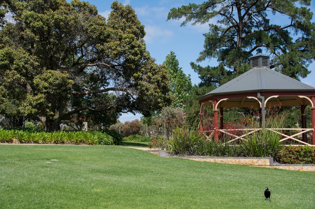 Haines Memorial Garden | park | North East Road, Vista SA 5091, Australia