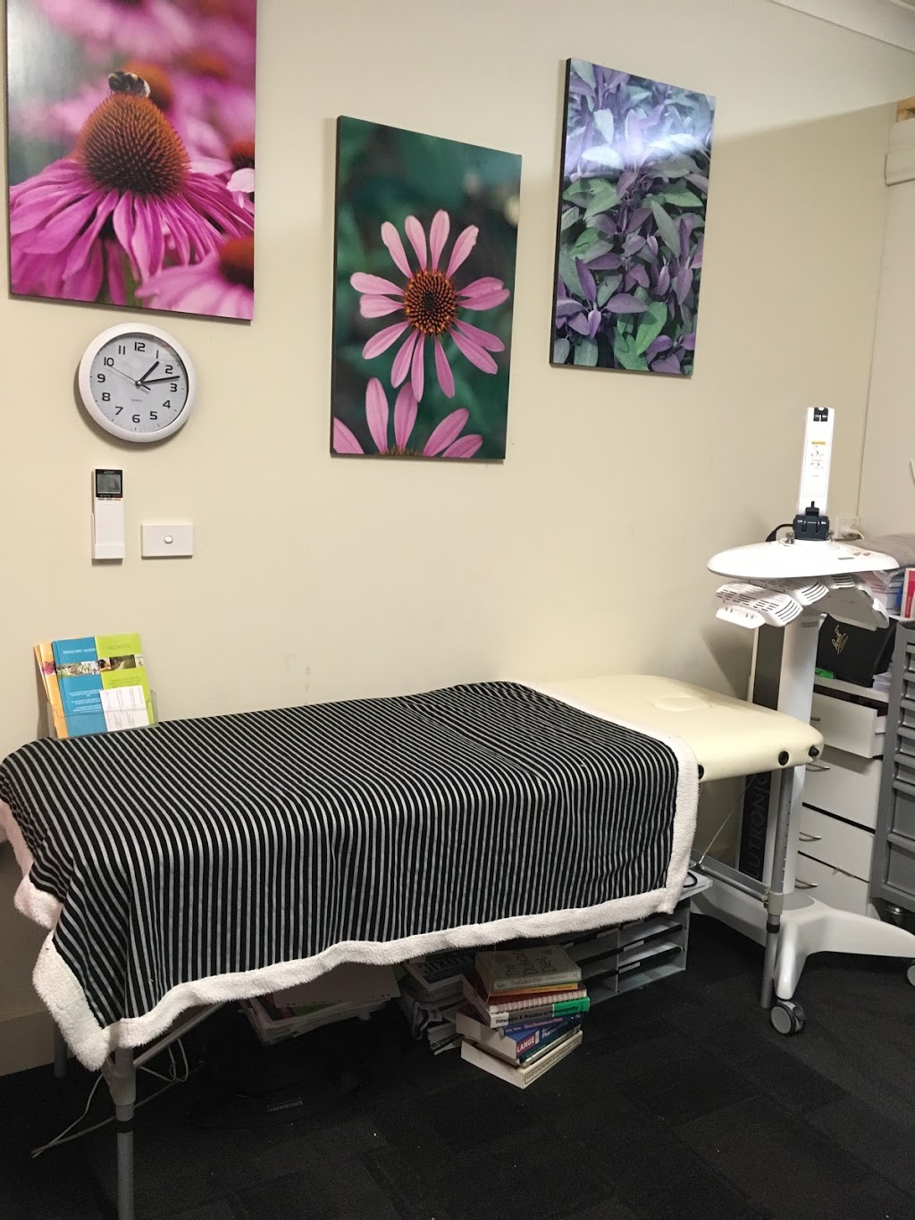 Rosanna Natural Therapies Wellness Lisa Bennett | 110 Laurimar Blvd, Doreen VIC 3754, Australia | Phone: 0411 713 323