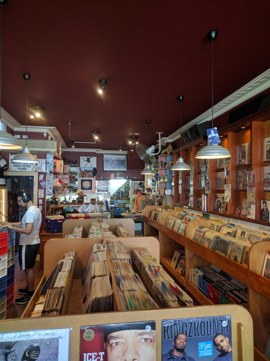 The Vintage Record | electronics store | 31a Parramatta Rd, Annandale NSW 2038, Australia | 0295504667 OR +61 2 9550 4667