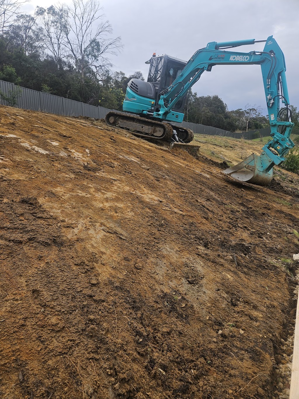 L&K Contracting Tas PTY LTD | 76 Arthur Hwy, Dunalley TAS 7177, Australia | Phone: 0457 650 697