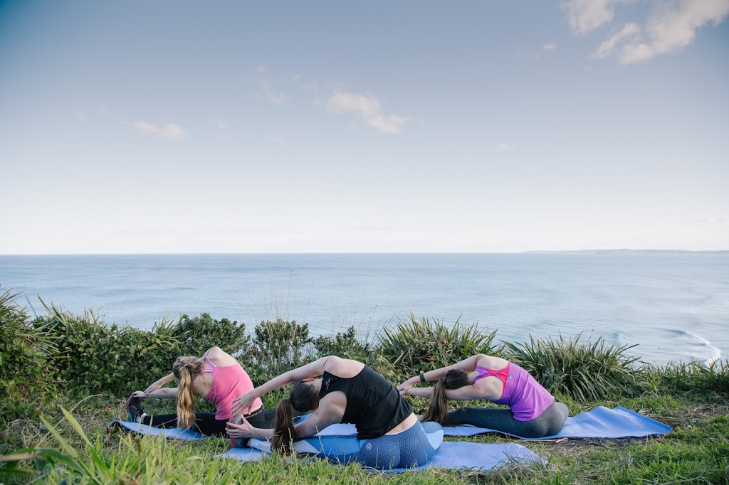 Flourish Outdoor Fitness | 8 Spoon Rocks Rd, Caves Beach NSW 2281, Australia | Phone: 0435 386 802