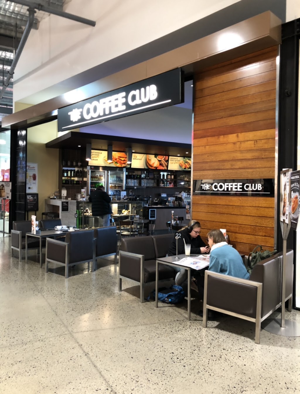 The Coffee Club Café - DFO Essendon | cafe | 100 Bulla Road & Tullamarine Fwy, Essendon Fields VIC 3041, Australia | 0393796686 OR +61 3 9379 6686