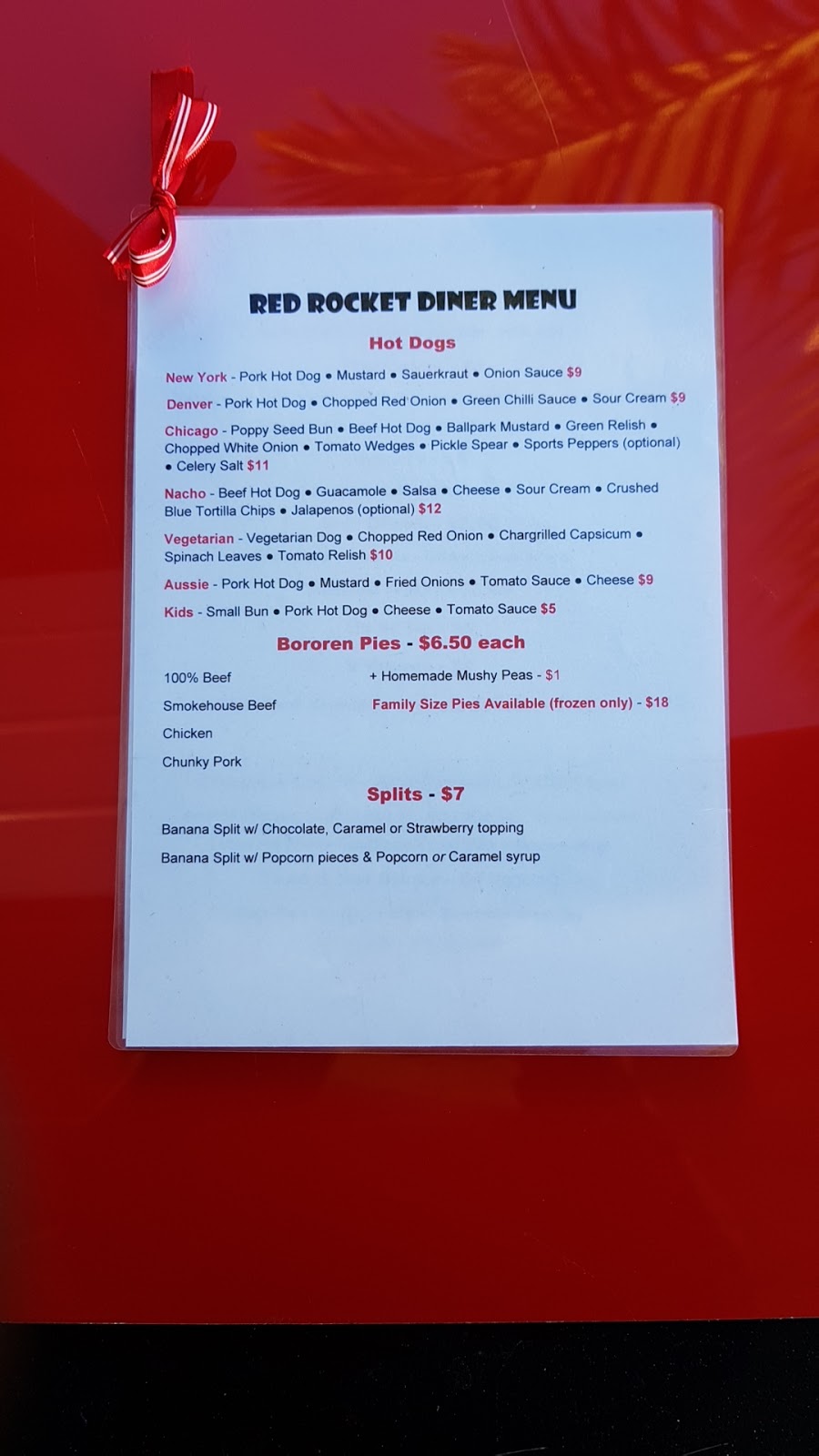 Red Rocket Diner | 27 Dougall St, Bororen QLD 4678, Australia | Phone: 0498 132 391