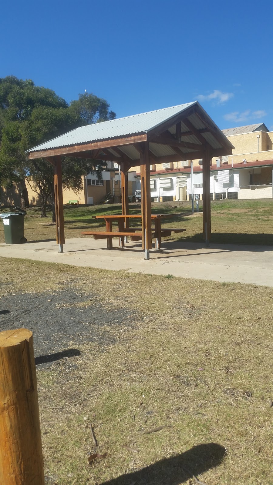 Gordon McKell Park | park | 80 Bunya Hwy, Wondai QLD 4606, Australia