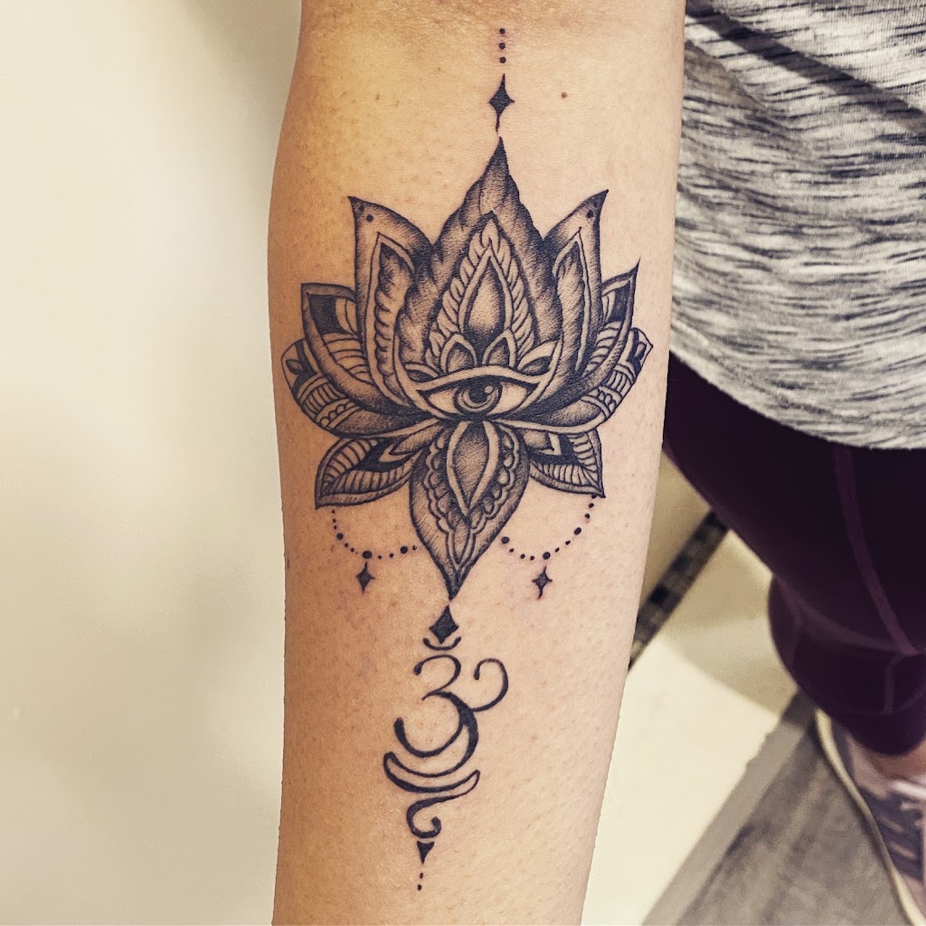 Om Ink Studio | 91 Hawkesbury Rd, Westmead NSW 2145, Australia | Phone: 0421 735 648