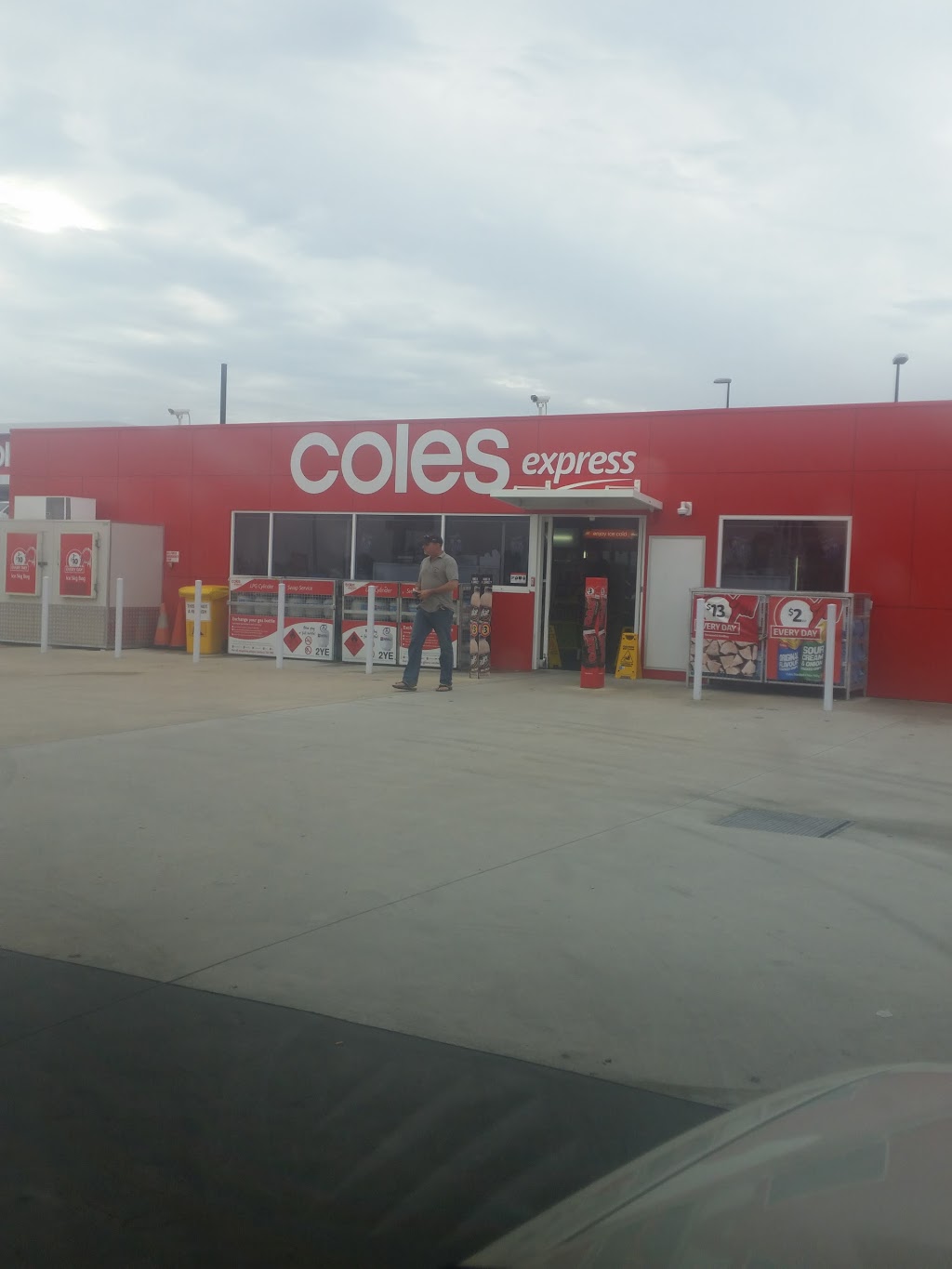Coles Express | gas station | 1001 Joondalup Dr, Carramar WA 6031, Australia | 0893069438 OR +61 8 9306 9438