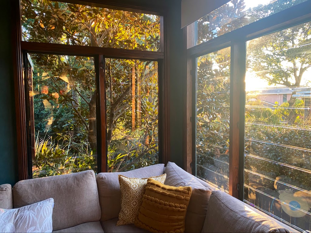 Kutumung House | 39 Taylor St, Woy Woy Bay NSW 2256, Australia | Phone: 0404 008 956