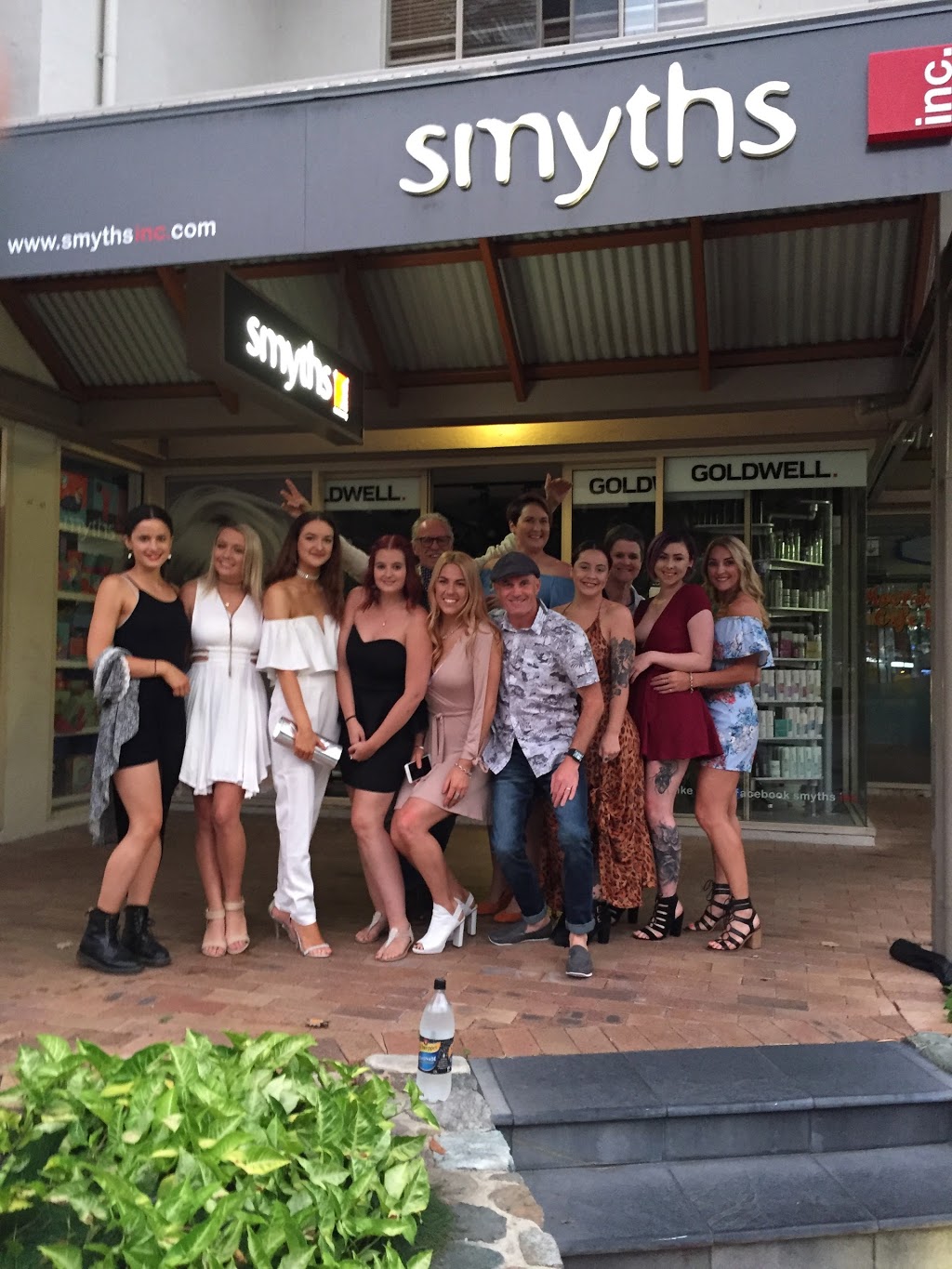 Smyths inc Hairdressing | hair care | 187 Gympie Tce Islander resort, Noosaville QLD 4566, Australia | 0754498877 OR +61 7 5449 8877