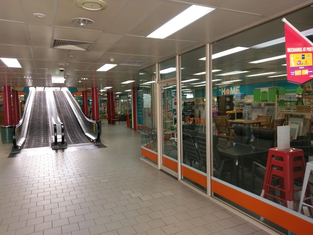 Home Timber & Hardware | Karabar Shopping Mall, 10 Cnr Southbar Road & Old Cooma Road, Queanbeyan NSW 2620, Australia | Phone: (02) 6299 4133