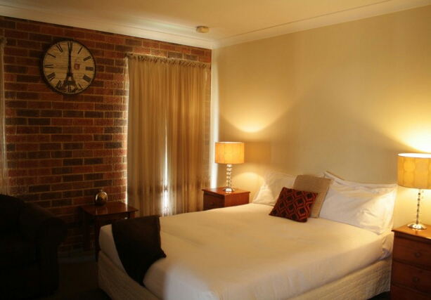 Aussie Rest Motel | lodging | 43 Shedden St, Cessnock NSW 2325, Australia | 0249914197 OR +61 2 4991 4197