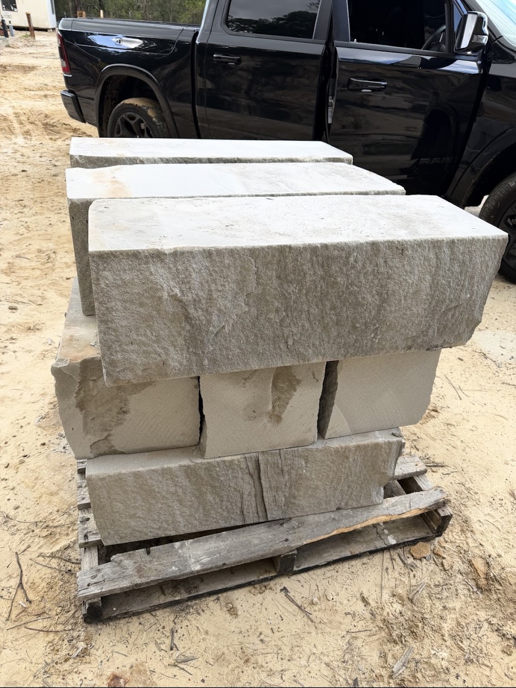 Kincumber Quarry | 45 Kerns Rd, Kincumber NSW 2251, Australia | Phone: 0400 891 620