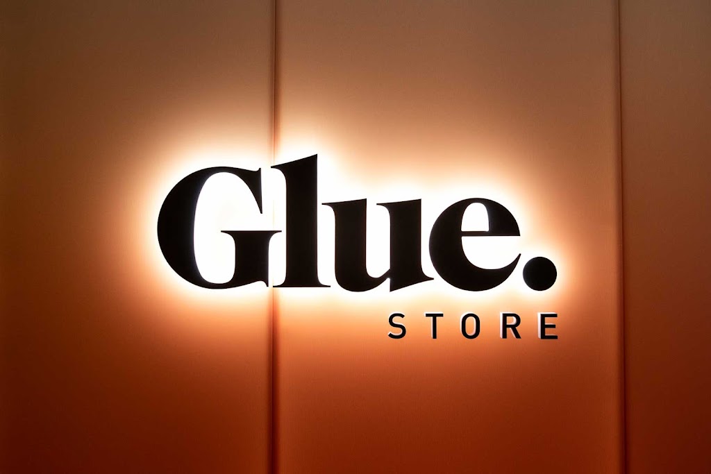 Glue Store Sorrento Pop Up Outlet | shoe store | Shop 8/80-98 Beach Rd, Sorrento VIC 3943, Australia | 0359118157 OR +61 3 5911 8157