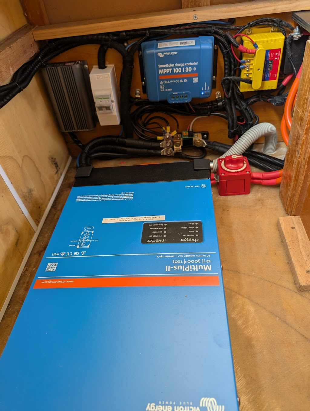 OPS Auto Electrics and Air-conditioning | 202 Castle Forbes Rd, Castle Forbes Bay TAS 7116, Australia | Phone: 0494 393 835