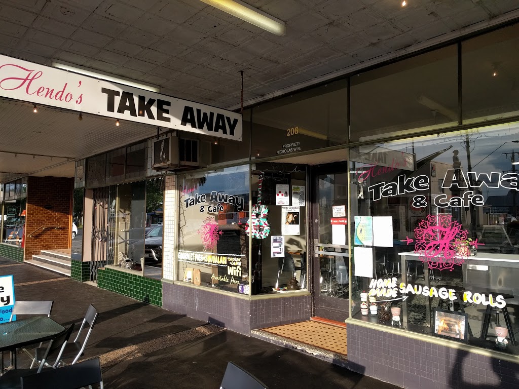 Hendos Take Away & Cafe | meal takeaway | 206 Commercial Rd, Yarram VIC 3971, Australia | 0351825897 OR +61 3 5182 5897