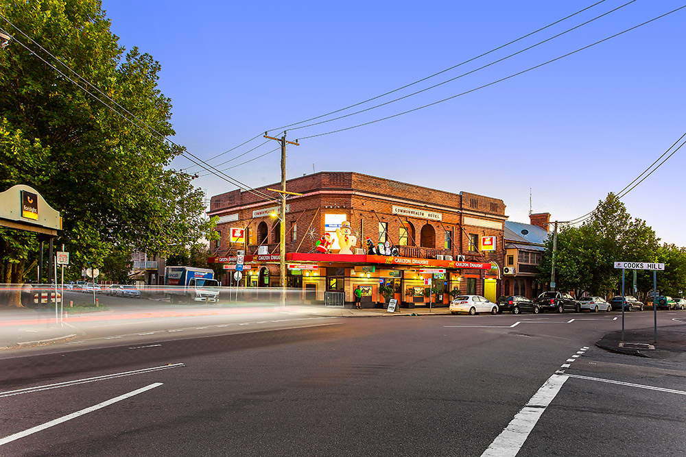 Commonwealth Hotel Newcastle | lodging | 35 Union St, Cooks Hill NSW 2300, Australia | 0249262680 OR +61 2 4926 2680