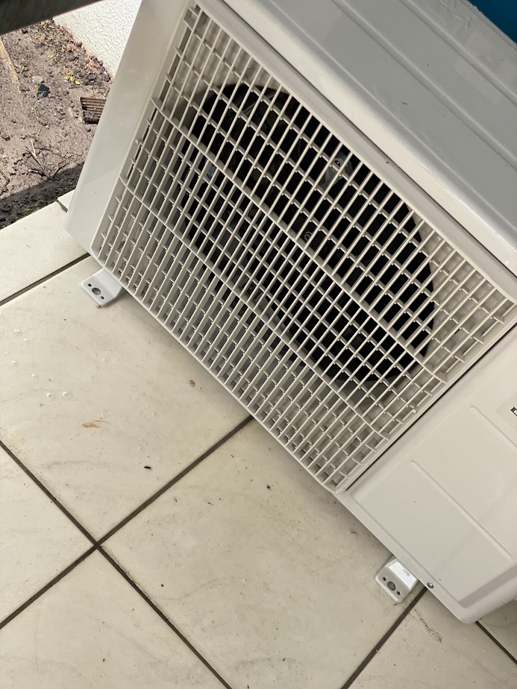 Gunn Ho solar and pressure cleaning | Pine St, Godwin Beach QLD 4511, Australia | Phone: 0447 154 562