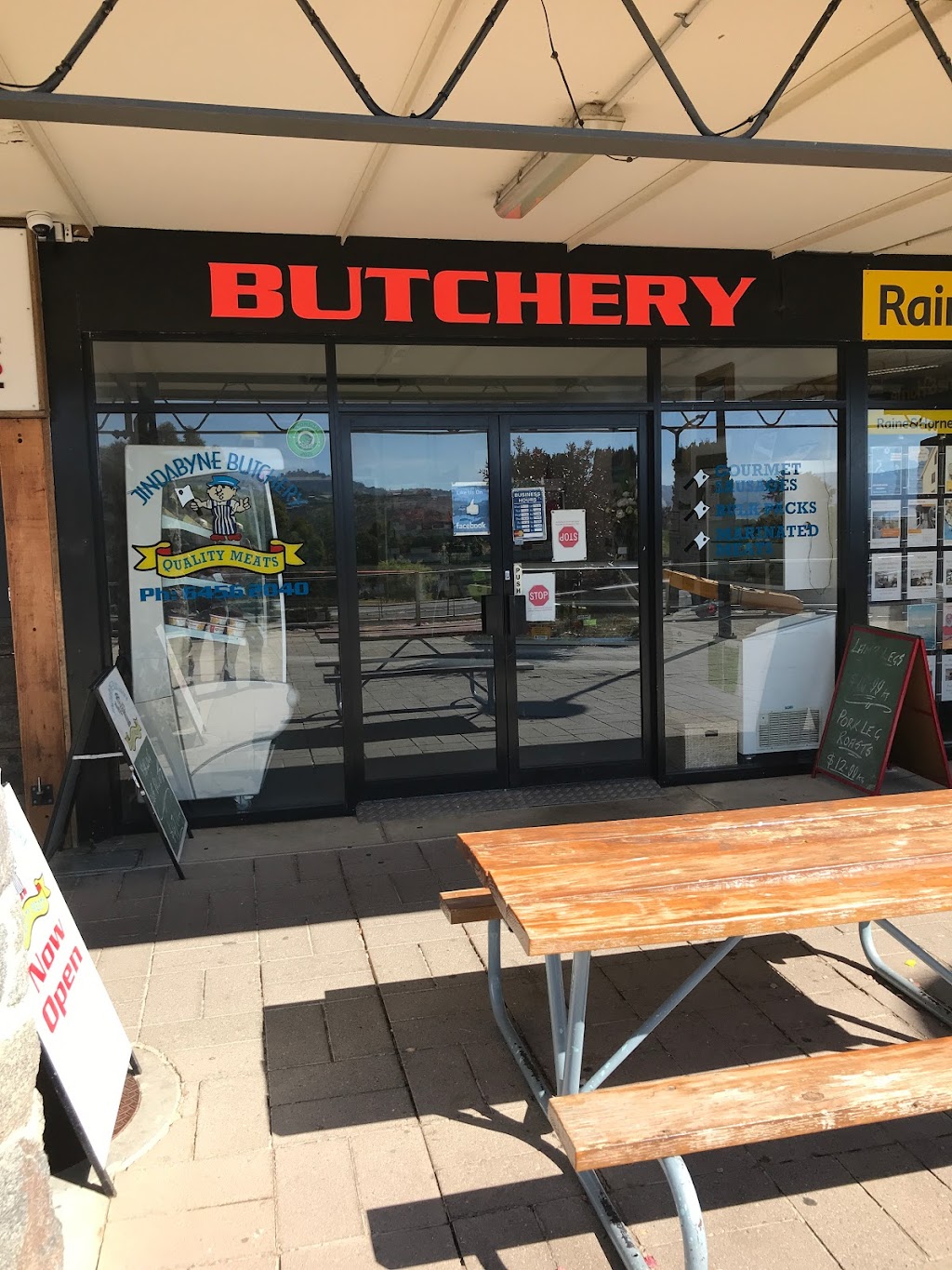 Jindabyne Butchery | Old Town Centre, Jindabyne NSW 2627, Australia | Phone: 0474 000 769