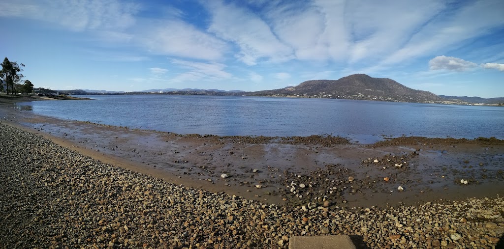 Montrose Bay Yacht Club | Foreshore Rd, Montrose TAS 7010, Australia | Phone: (03) 6272 8016 Montrose Bay Yacht Club | Foreshore Rd, Montrose TAS 7010, Australia | Phone: (03) 6272 8016