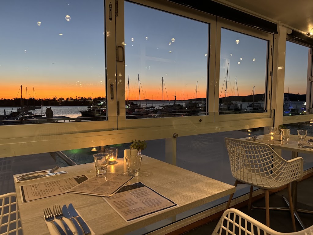Restaurant 2317 | Marina, Level 1/2 Sunset Blvd, Soldiers Point NSW 2317, Australia | Phone: (02) 4981 8653