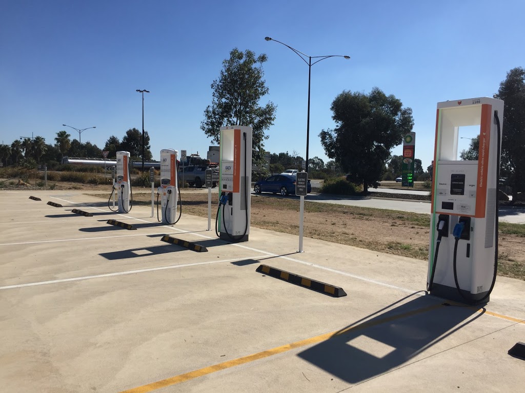 Chargefox Charging Station |  | Barnawartha North VIC 3691, Australia | 1300518038 OR +61 1300 518 038