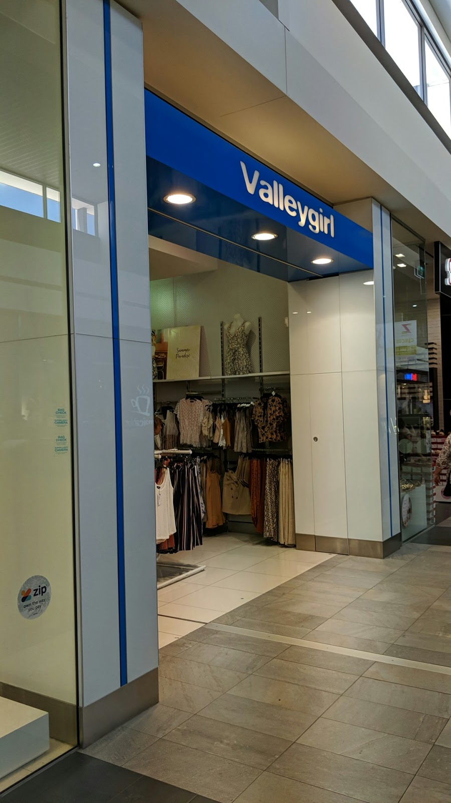 Valleygirl | Marketplace, G060/116-120 Mitchell St, Bendigo VIC 3550, Australia | Phone: (03) 5444 4722