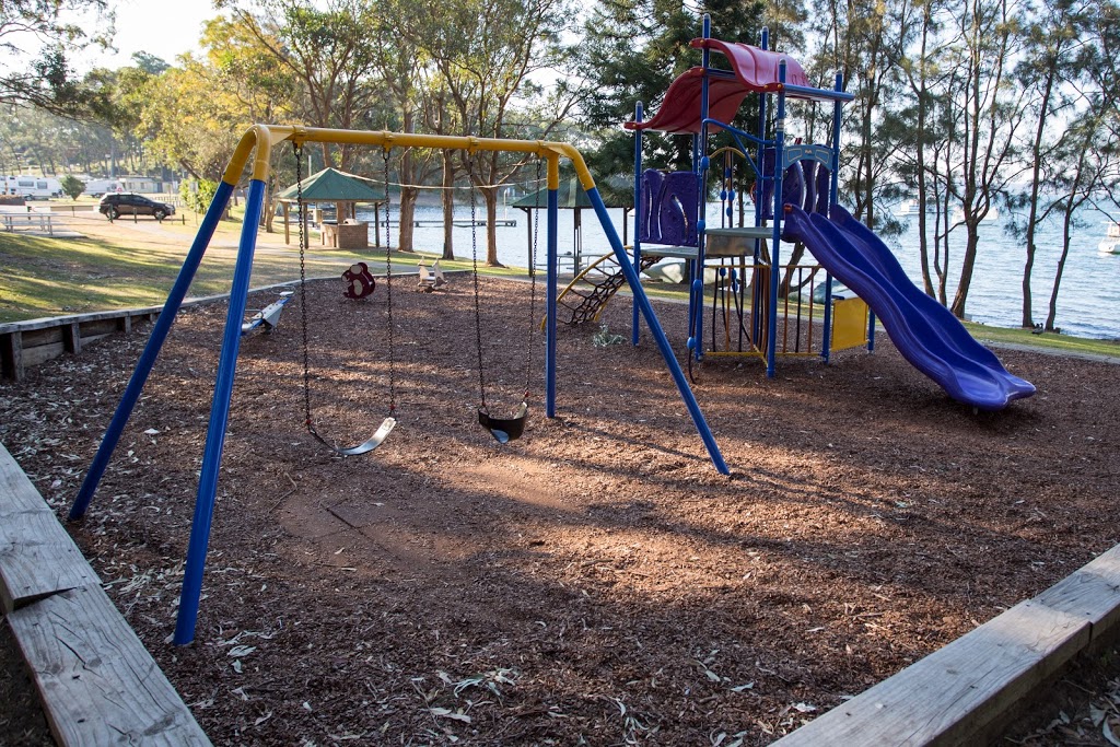 Wangi Caravan Park Reserve Playground |  | 2A Reserve Rd, Wangi Wangi NSW 2267, Australia | 0249210333 OR +61 2 4921 0333
