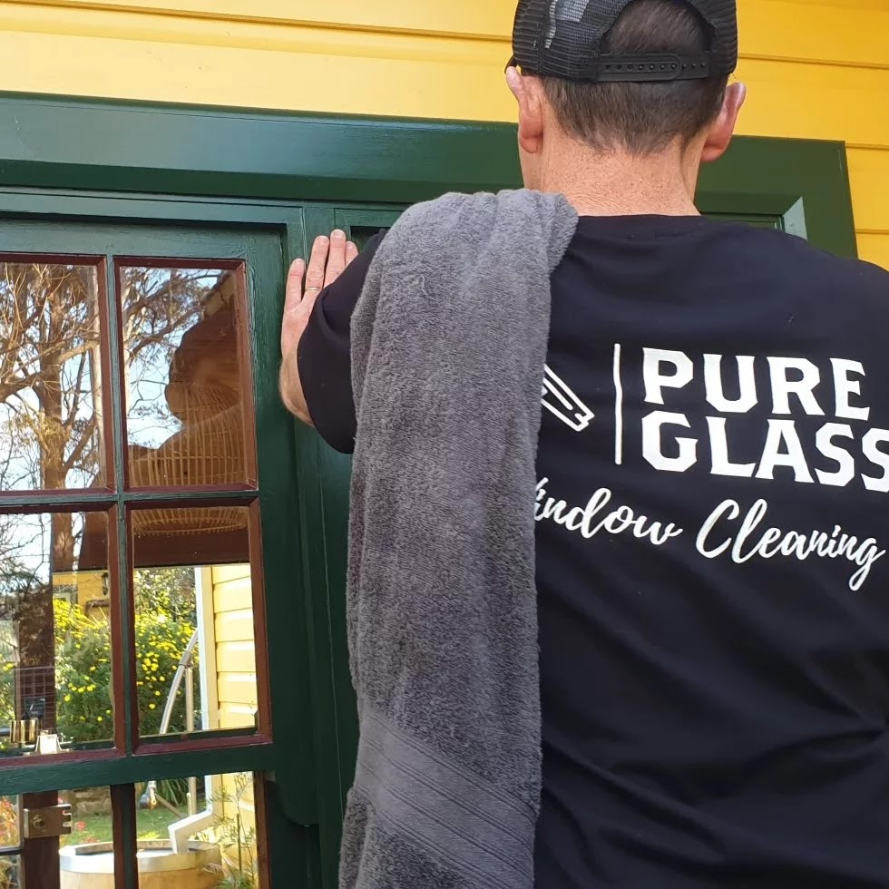 Pure Glass Window Cleaning |  | 27 Hay St, Lawson NSW 2783, Australia | 0476239056 OR +61 476 239 056