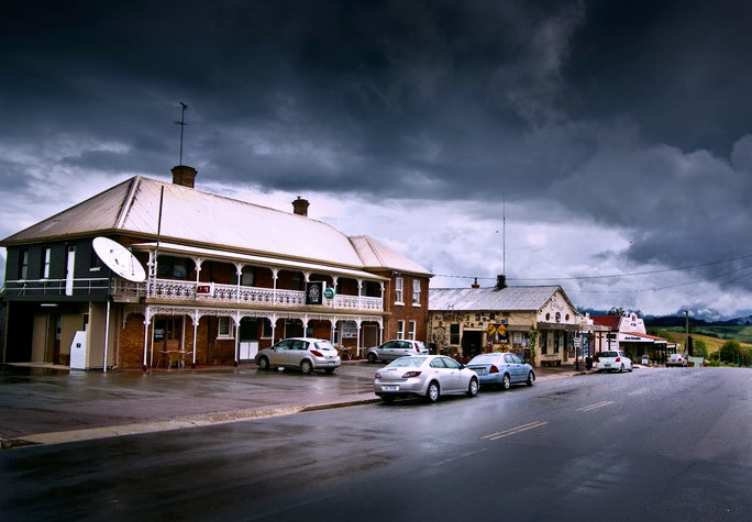 Sheffield Hotel | 38 Main St, Sheffield TAS 7306, Australia | Phone: (03) 6491 1130